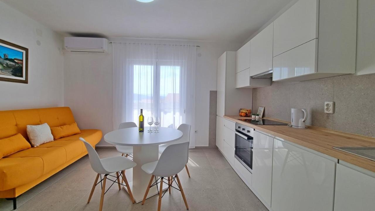 Apartmani Pavlovic Krk Town Kültér fotó