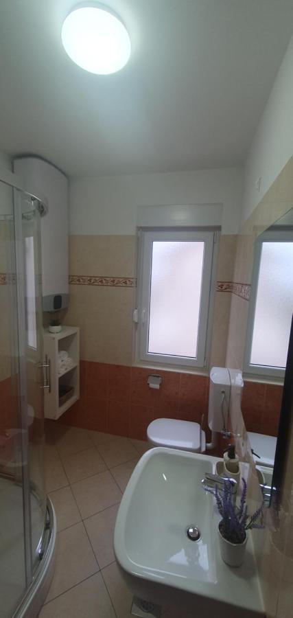 Apartmani Pavlovic Krk Town Kültér fotó