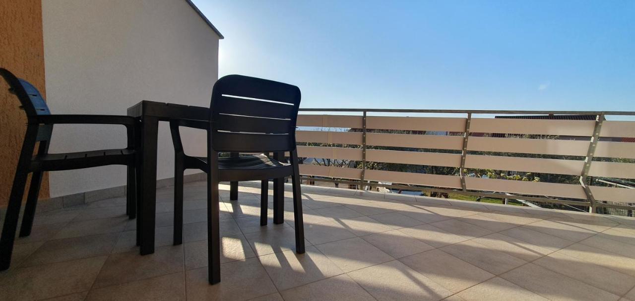 Apartmani Pavlovic Krk Town Kültér fotó