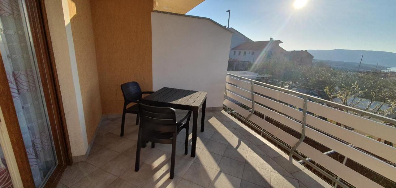 Apartmani Pavlovic Krk Town Kültér fotó