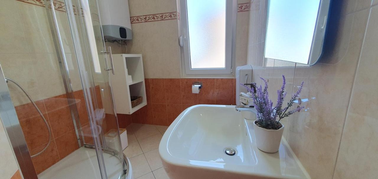 Apartmani Pavlovic Krk Town Kültér fotó